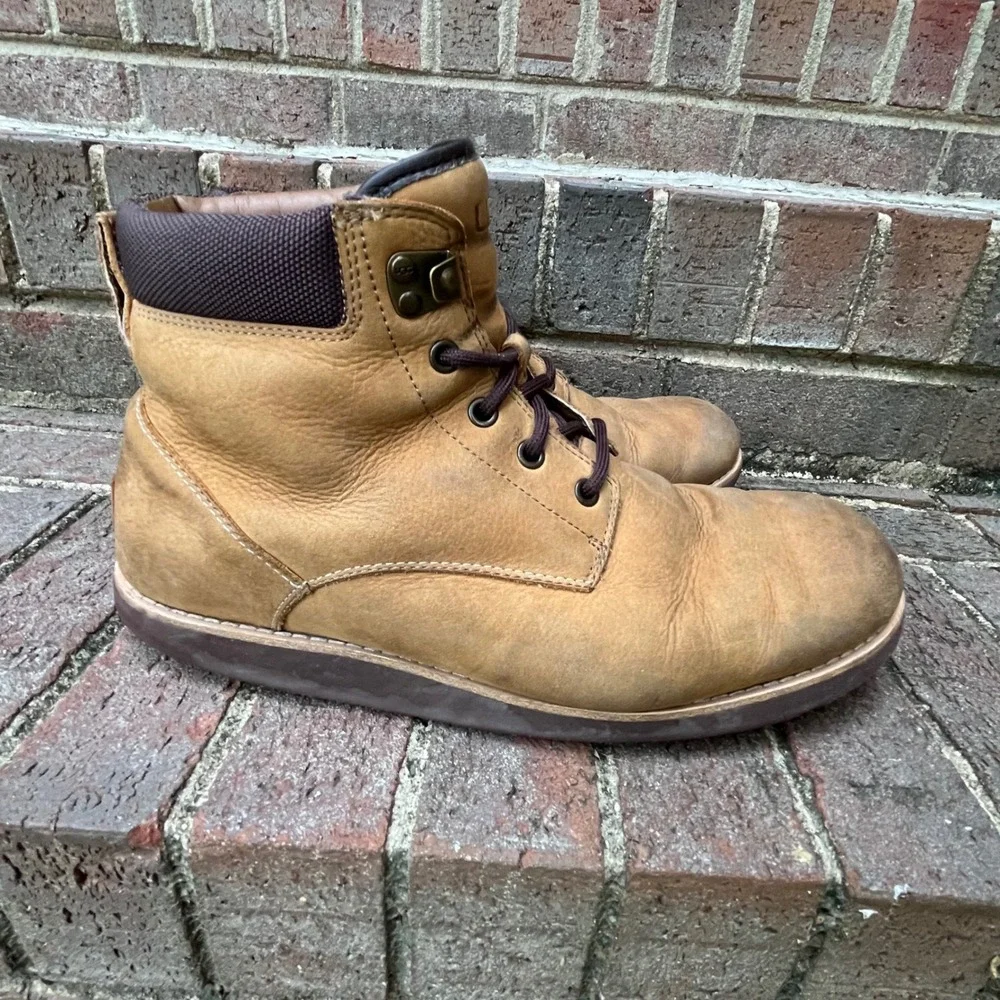 UGG Waterproof Leather Boots – Brown – Men's Size 11‎